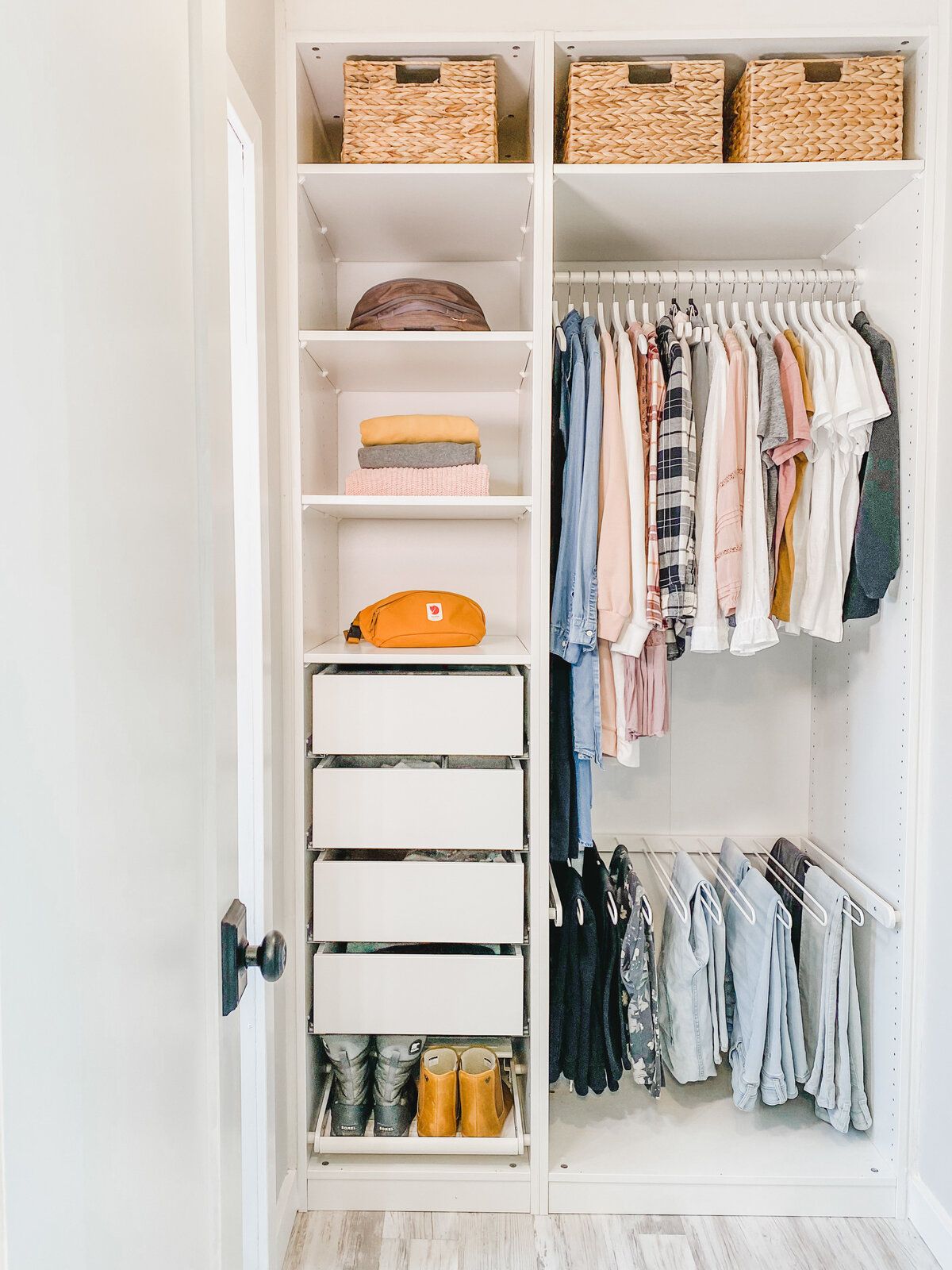 como organizar o guarda roupas