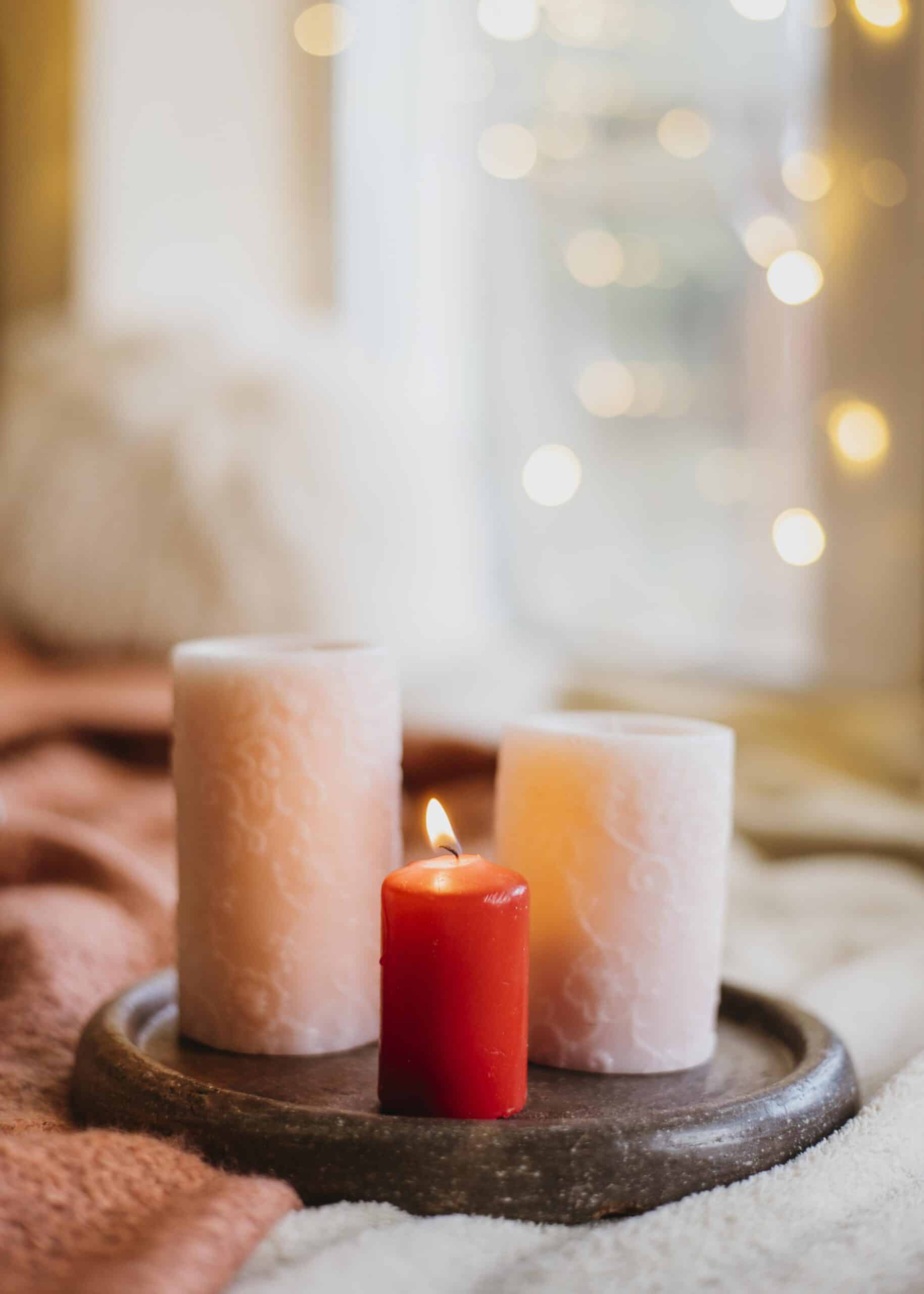 arranjo de higiene de inverno com velas