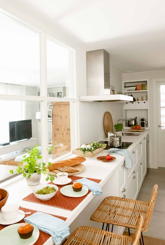 Como decorar cozinha pequena gastando pouco