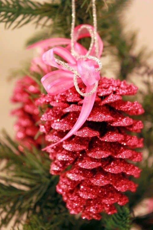 Decoração de Natal gastando pouco, pinha rosa