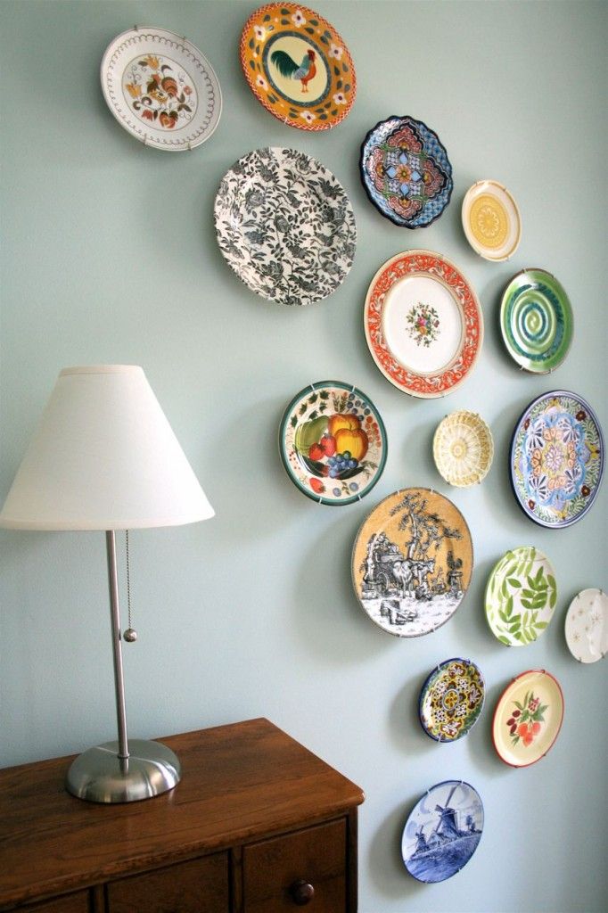 Decorar a parede gastando pouco, pratos na parede
