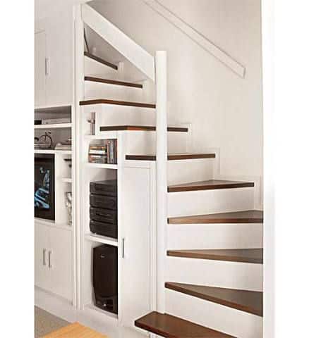 escadas modernas com armários embutidos