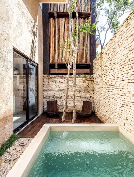 Piscina em espaço pequeno