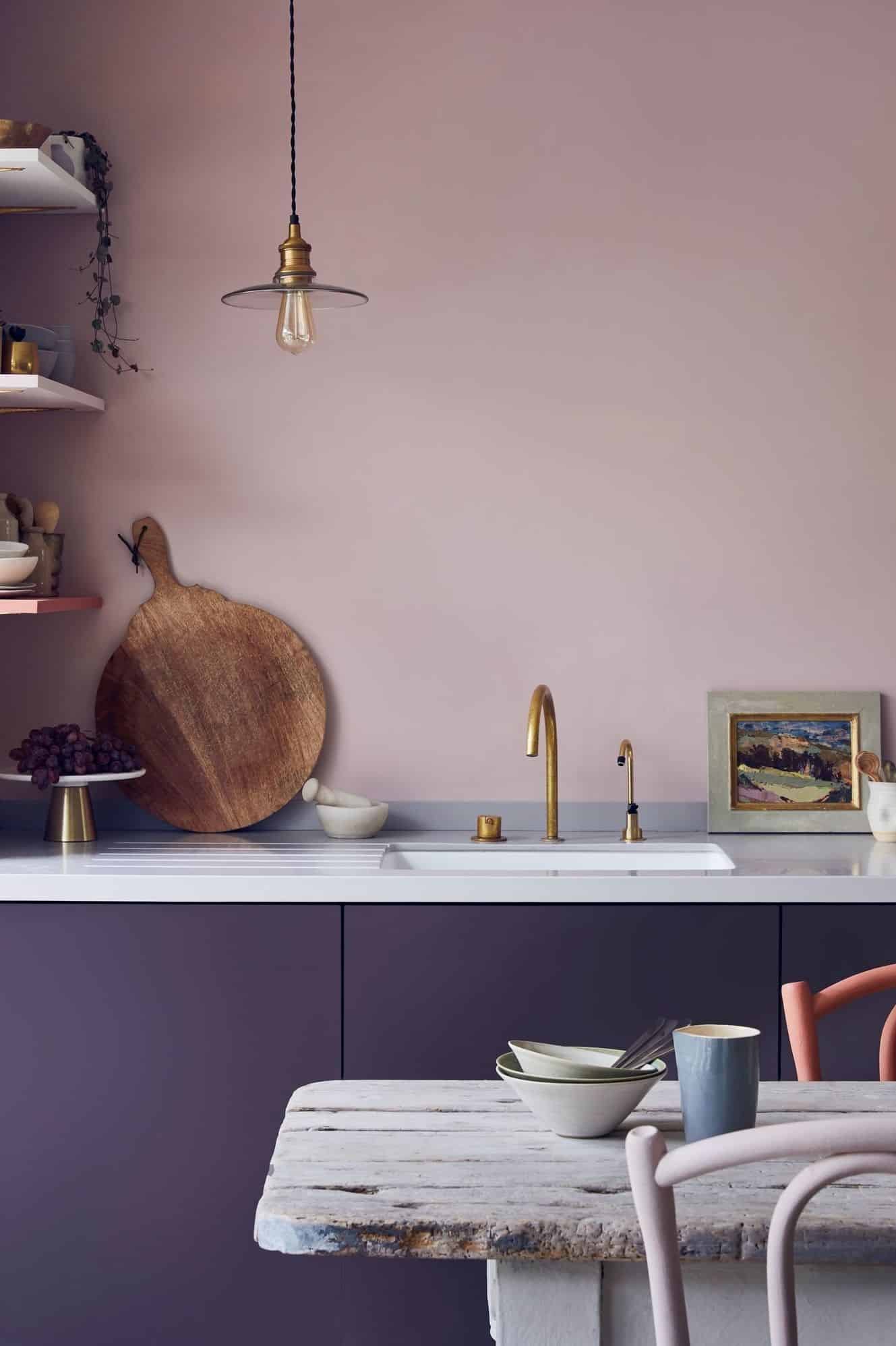 veri pery na decoração; cor pantone 2022 na decoração